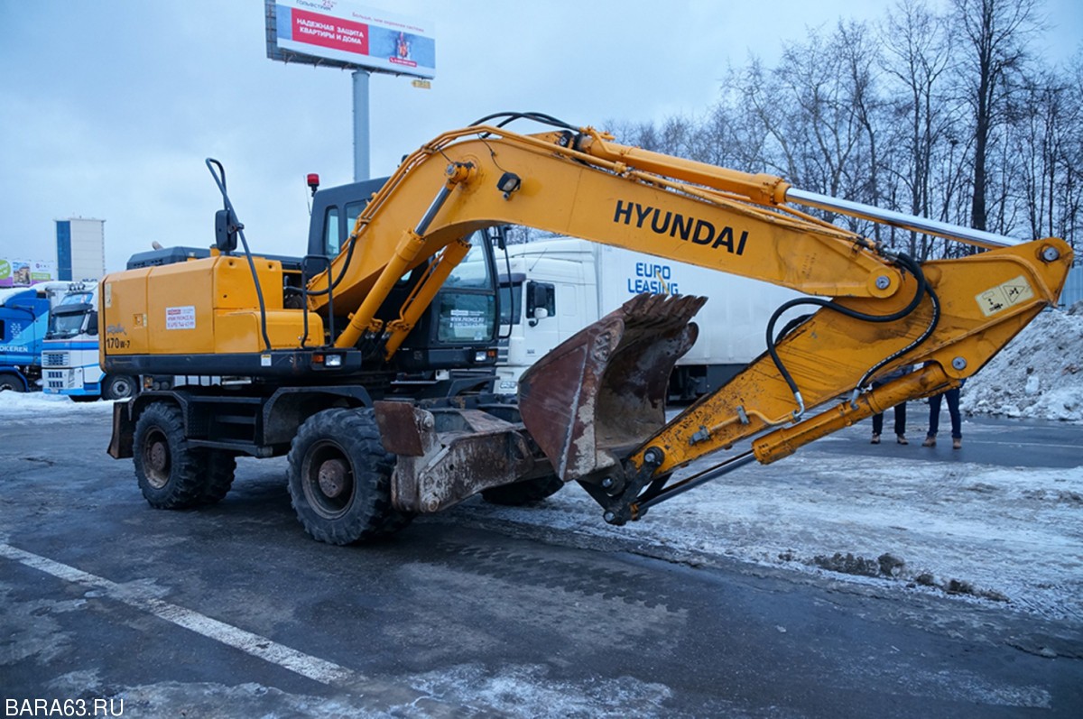 Колесный экскаватор Hyundai R170W-7